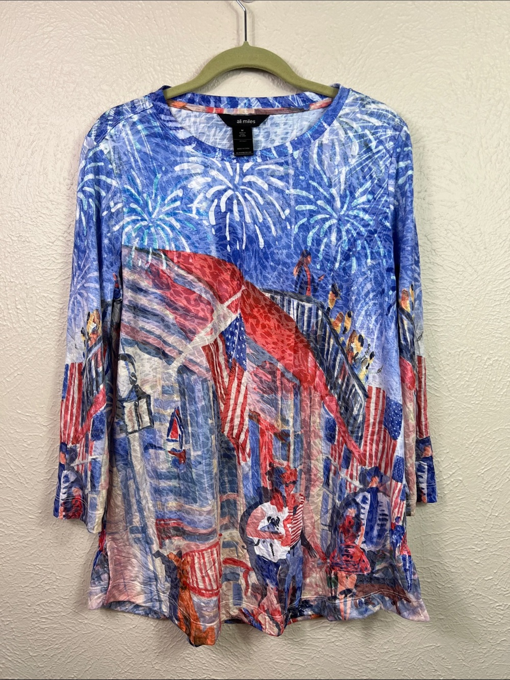 Ali Miles Patriotic Fireworks American Flag Print 3/4 Sleeve Tunic Top Medium